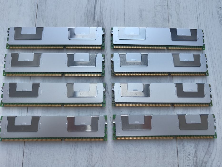 Pamięć RAM Samsung  DDR3 ECC 32GB (4  moduły) X79 X99