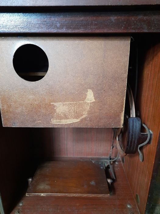 Швейная  машинка  ручная  Чайка -3  б/у.