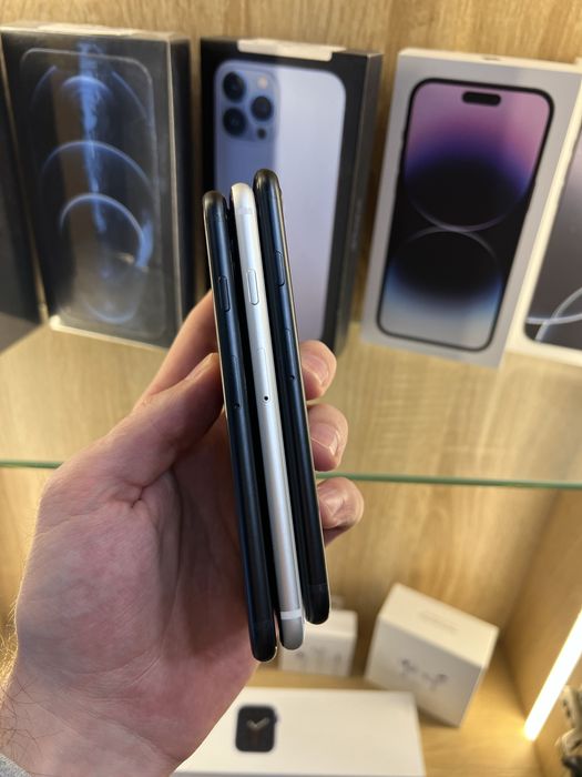 iPhone SE 2022 | Original | Used | Всі кольори