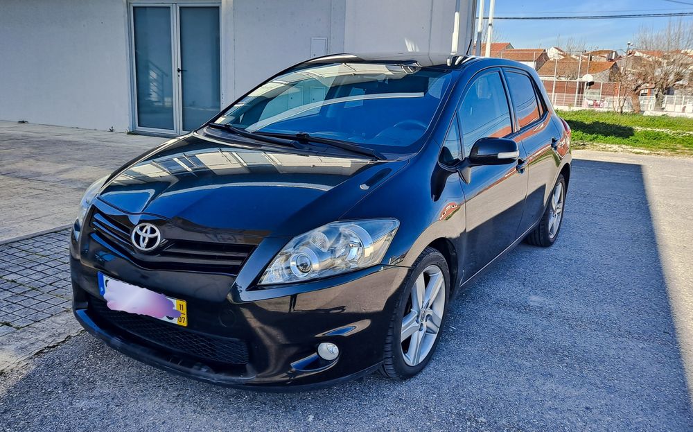 Toyota Auris 1.4 D-4D Pack Sport — 2011
