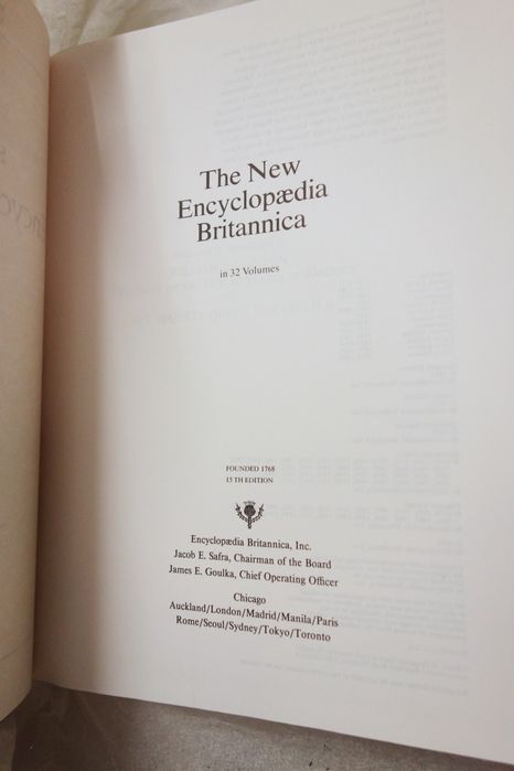 Enciclopédia Britannica 15ª edição - nova