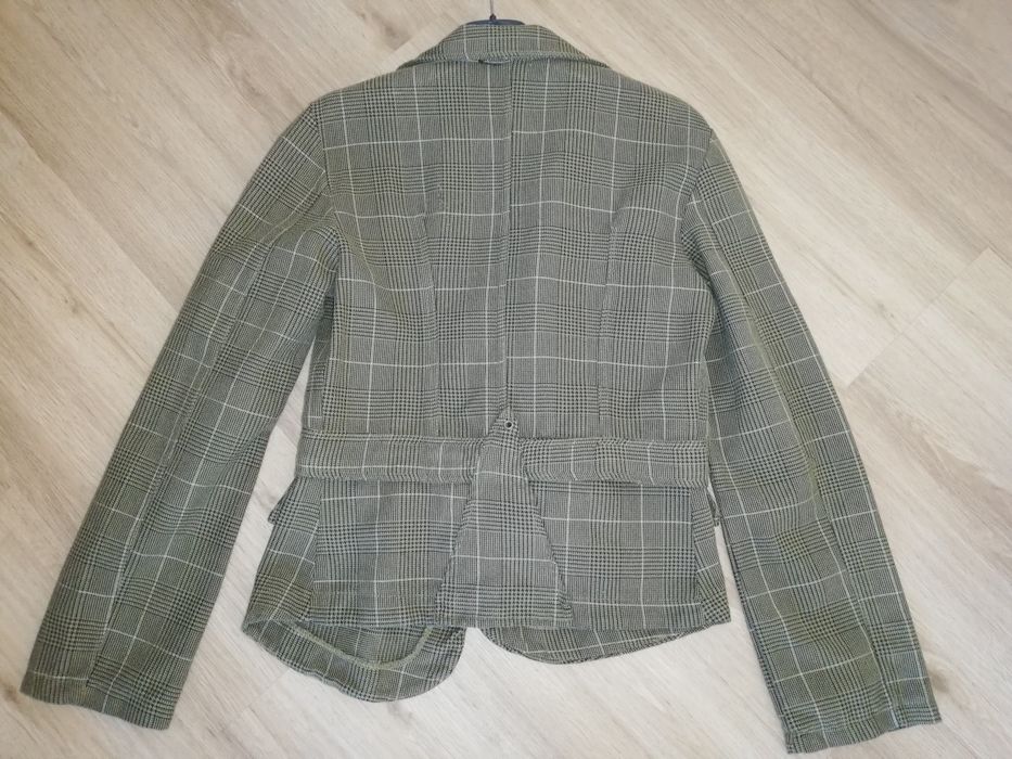 Blazer de senhora xadrez T-L - novo