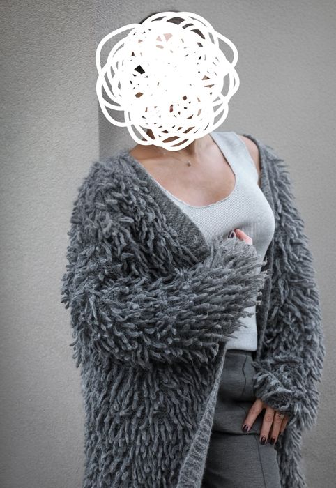 Długi sweter bardzo ciepły