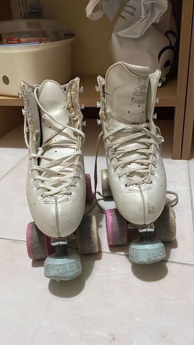 Patins em bom estado