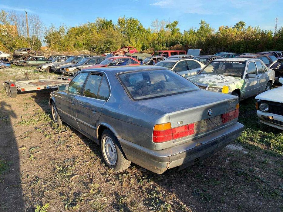 BMW / БМВ 525i E34 седан 1988-1996 разборка на запчасти