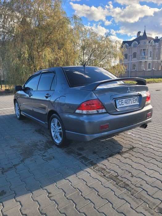 Mitsubishi Lancer