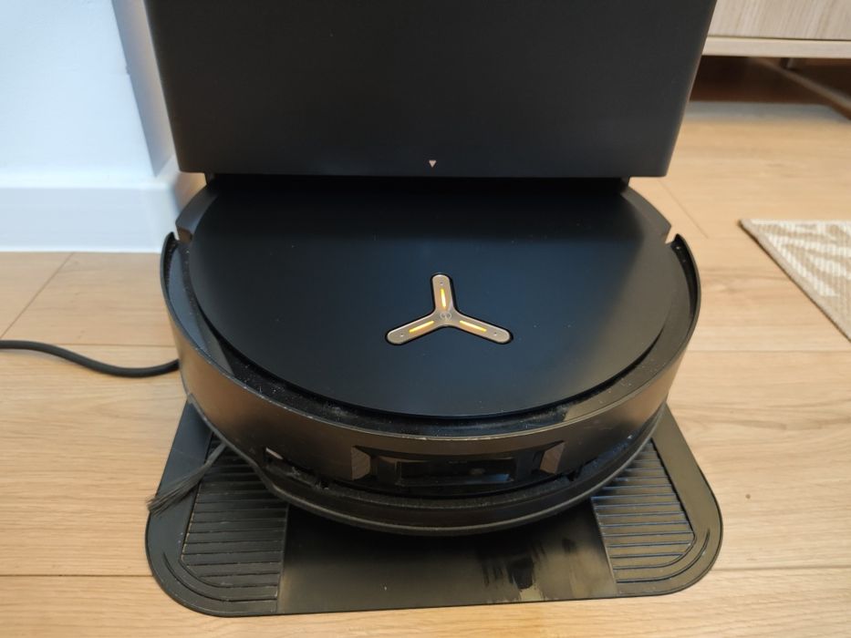 Robot sprzątający ecovacs deebot x8 pro