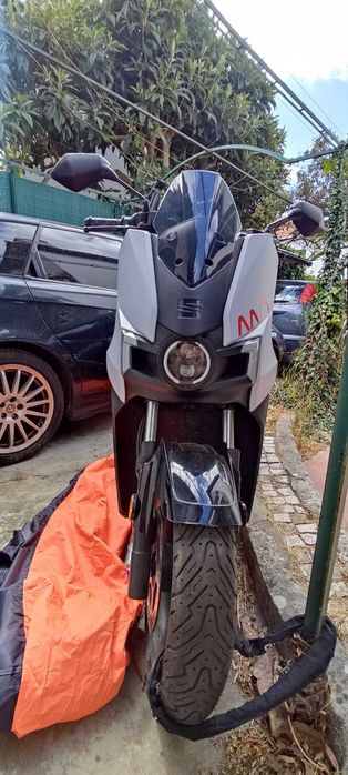 SEAT MO 125 Scooter Elétrica - 1475KM Branca