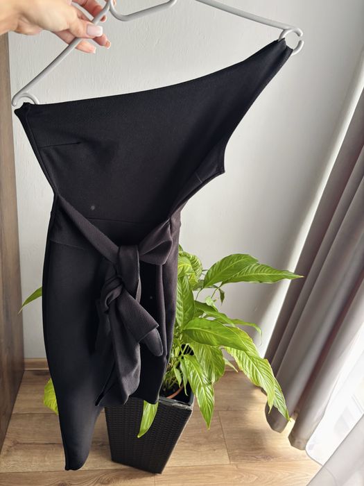 Missguided sukienka asymetryczna xxs
