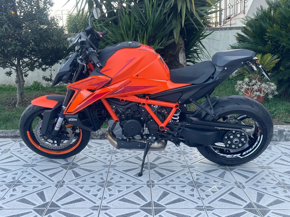 Ktm 1390 Super Duke R Evo 190 cv como nova com apenas 850km ano 2024
