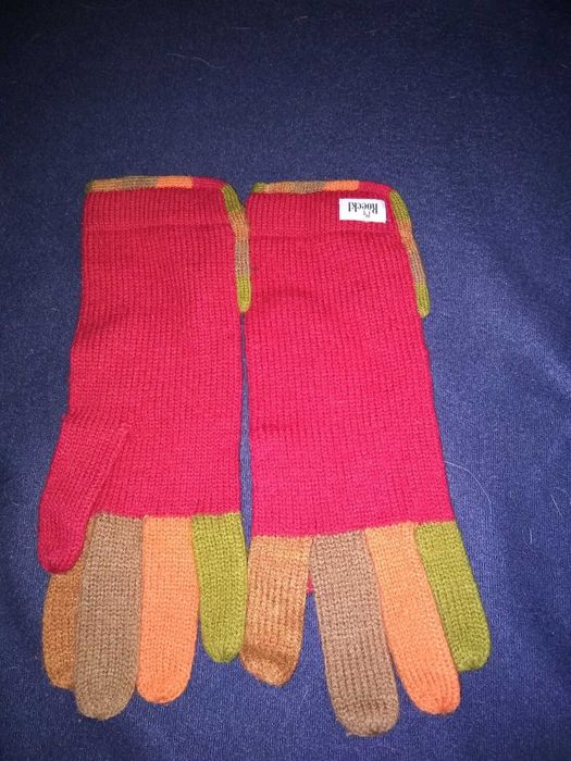 Rękawiczki damskie z wełny naturalnej 50%