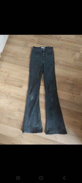 Pull Bear. Spodnie damskie r. 32 XXS