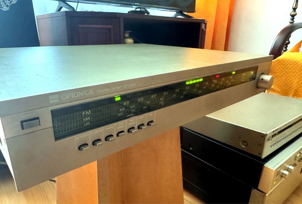 Sharp Optonica ST-5100(HB) – stereo tuner
