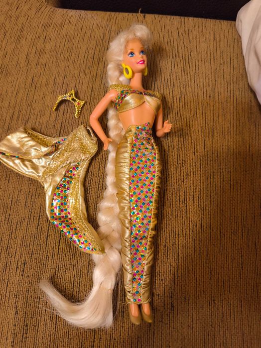Boneca Barbie causa Sereia