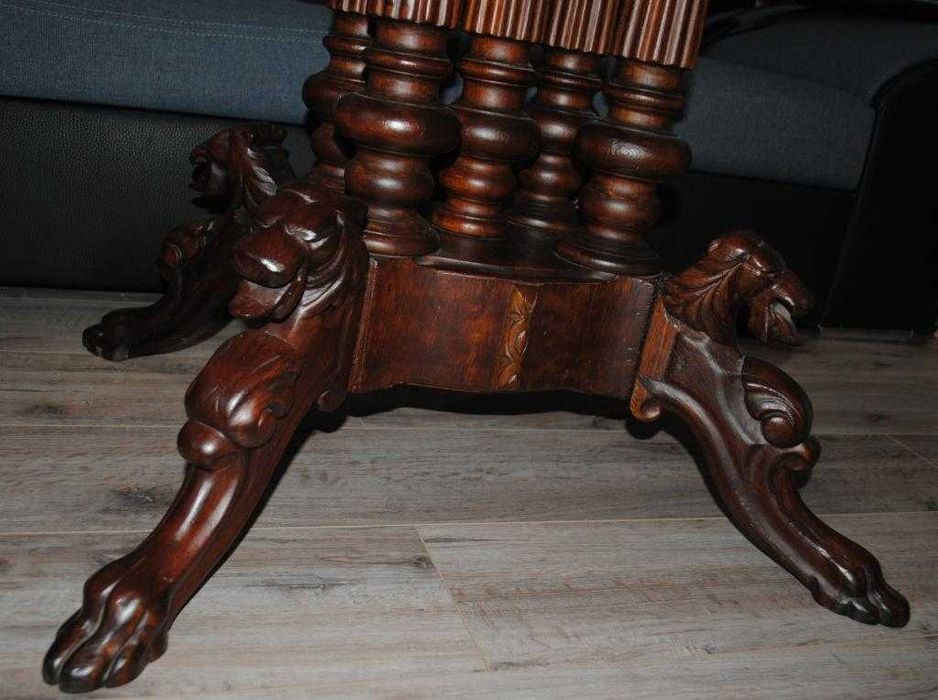 Стол антикварный (реставрация). Стіл 19ст у відмінному стані 114*79 см