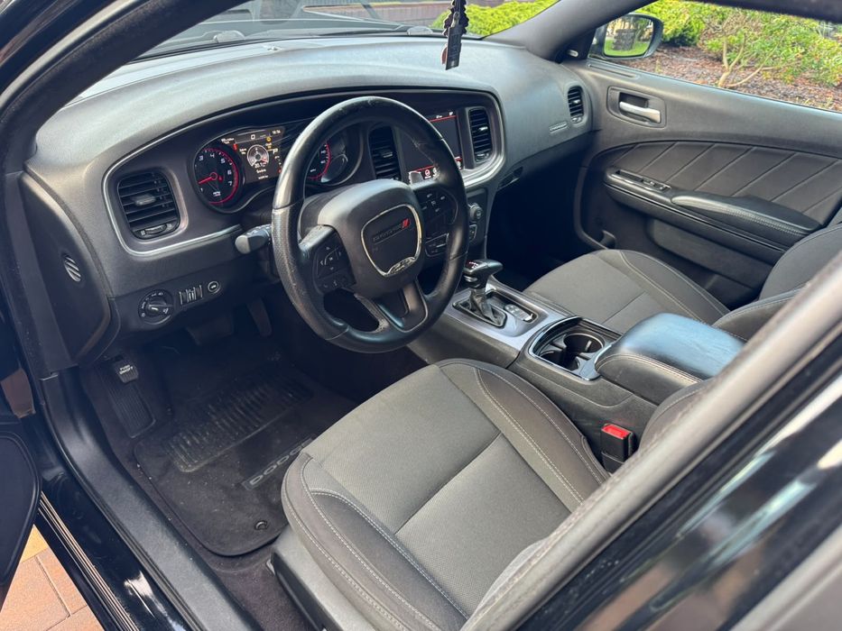 Dodge Charger 5.7 v8