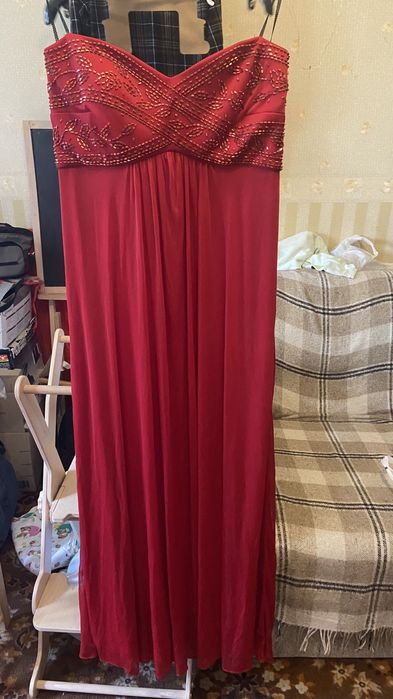 Плаття вечірнє