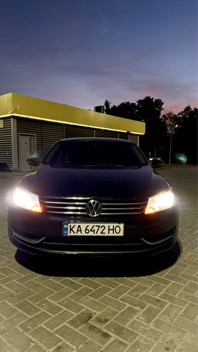 Volkswagen Passat B7 SE 2.5 бензин
