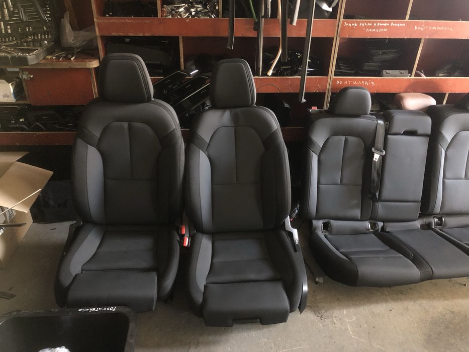 Салон,сидіння Polestar 2