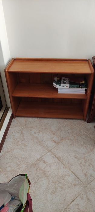 Movel/estante/aparador madeira Cerne