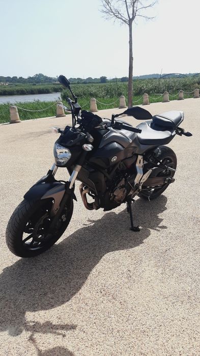 Mt 07 troco por mt 09 cb 650r