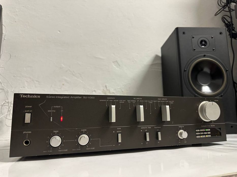 Wzmacniacz stereo SU-V 303, 2*50 Watt. Japan