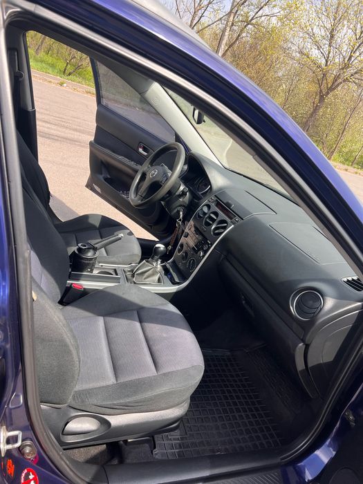 Автомобіль Mazda 6 2005 рік