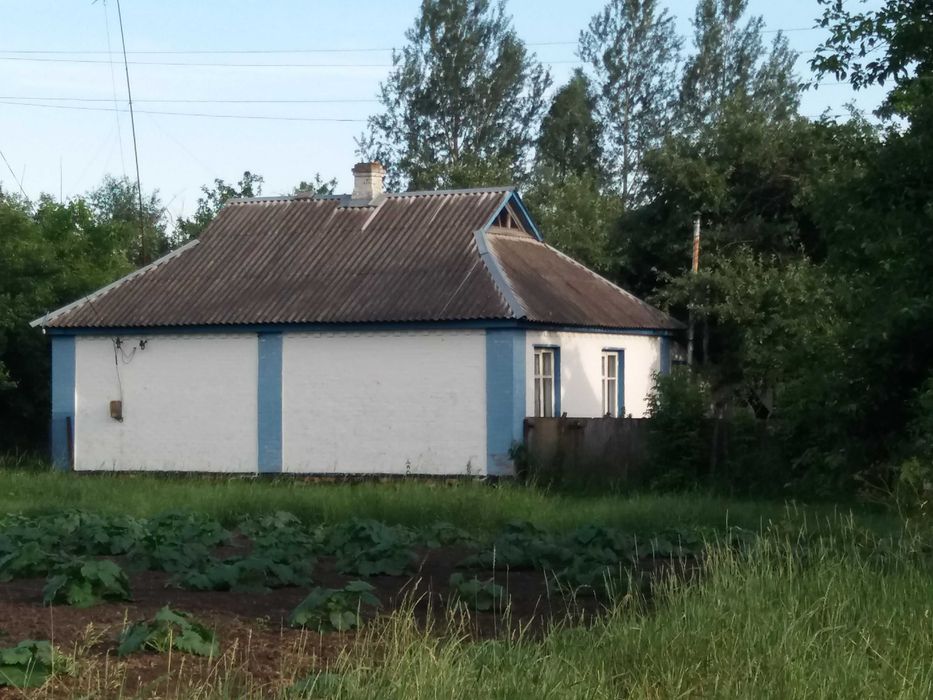 Будинок для проживання 4 кімнати, з садибою для ведення господарства. Продаж, або обмін.