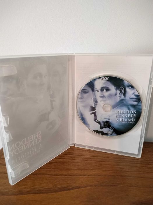 Filme DVD: Sheldon Kennedy: História e os Abusos Sexuais
