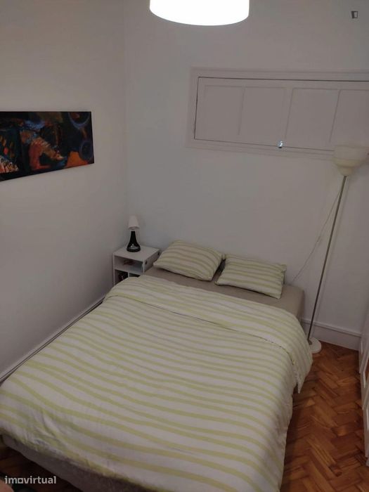 Quarto - localizado em Penha de França Lisbon