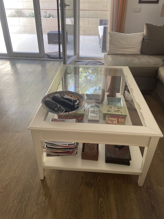 Mesa apoio centro Sala