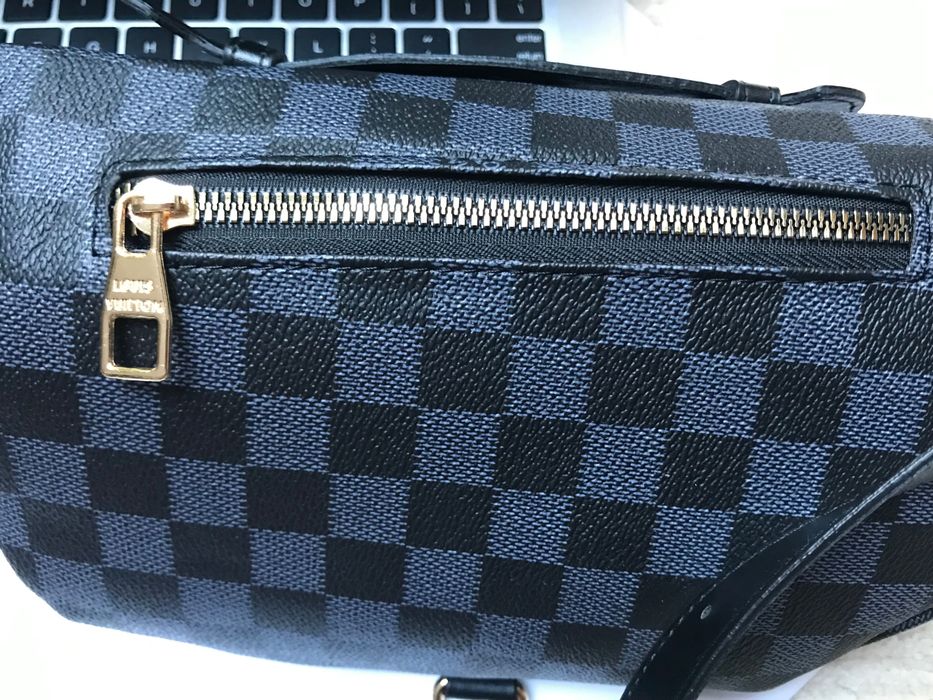 Nerka, torebka,saszetka Louis Vuitton monogram