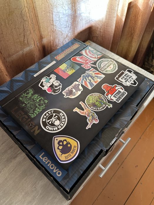 Ігровий ноутбук Lenovo Legion y540