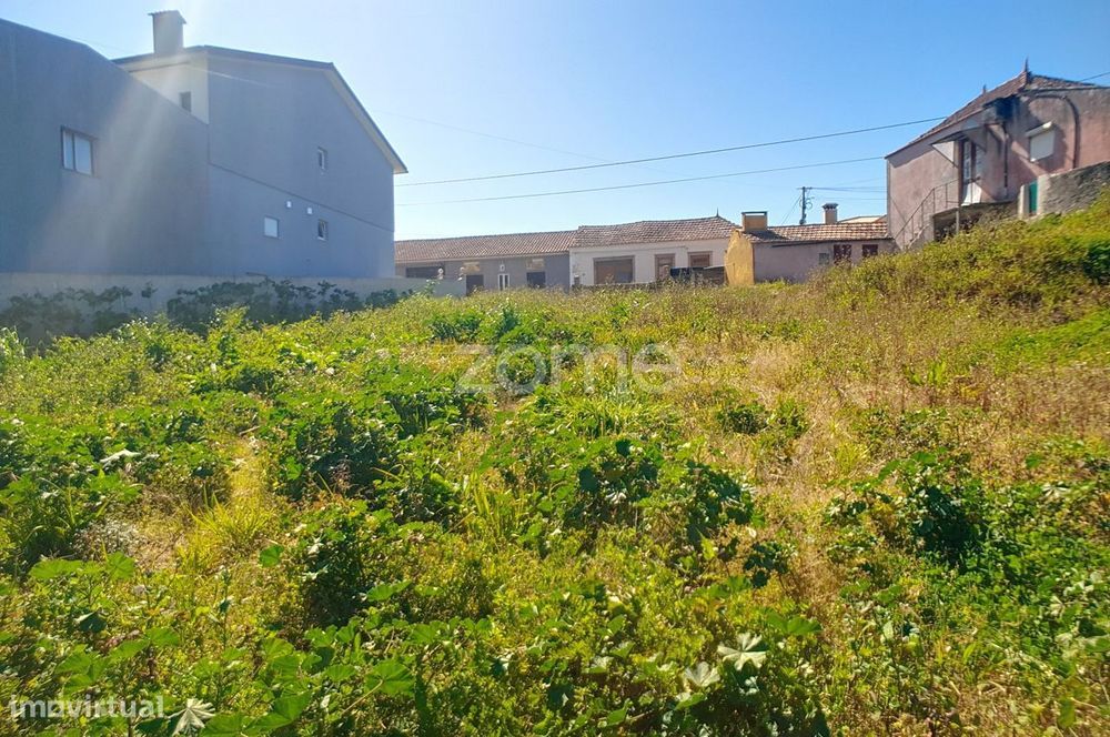 Terreno urbanizável | 4000m2 | Duas frentes | 73m e 27m |