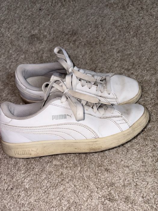 Białe buty Puma na lato