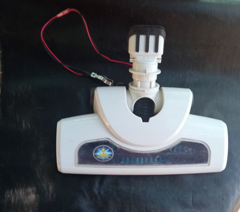 Щётка аккумуляторного пылесоса GRUNHELM