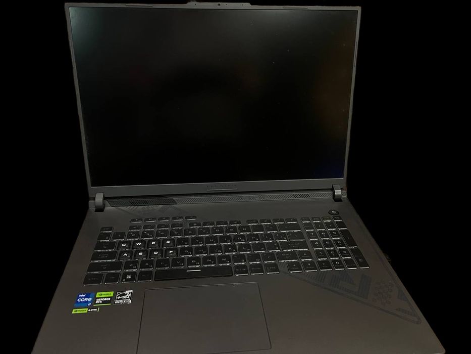 ASUS ROG Strix 18” Gaming | i9 | RTX 4060 | 240Hz | 2K | 1TB SSD