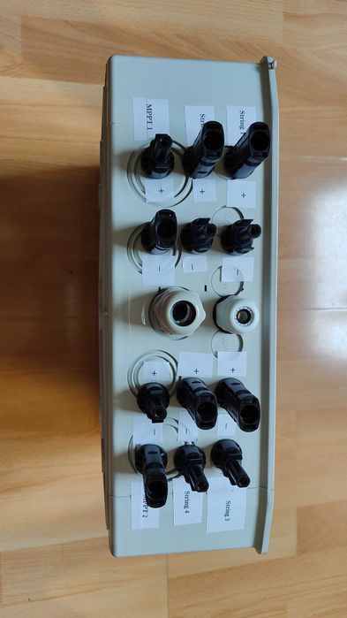 Rozdzielnica do PV DC 4 stringi 2 MPPT