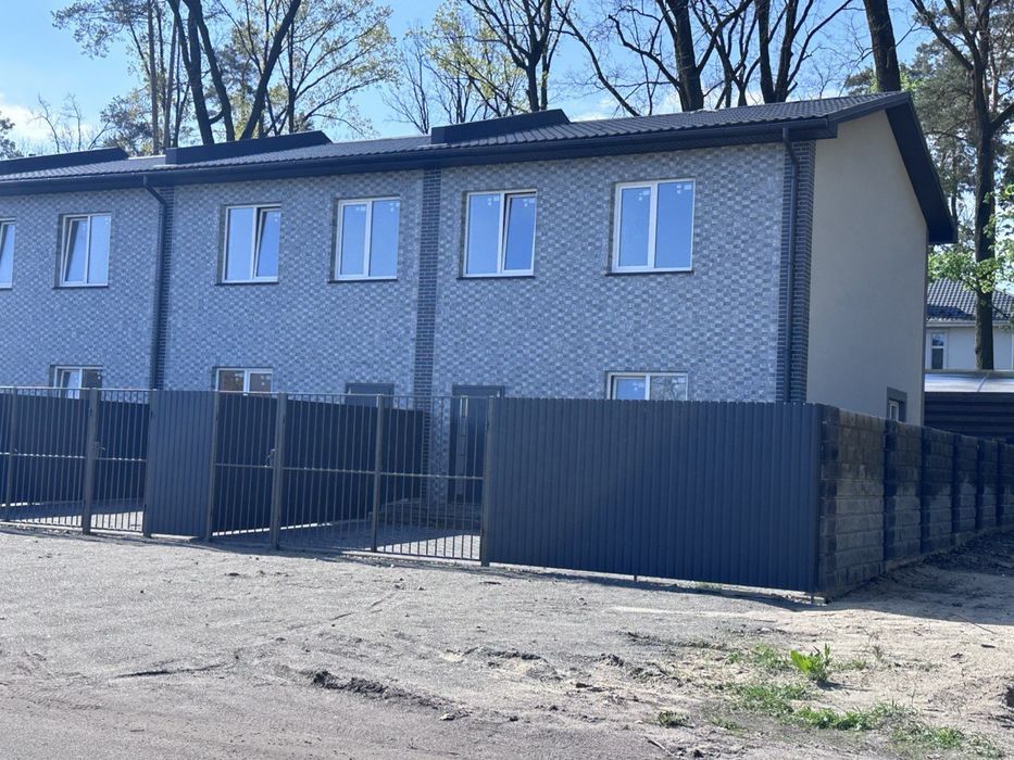 Продам таунхаус в центрі міста, газ 50000 $