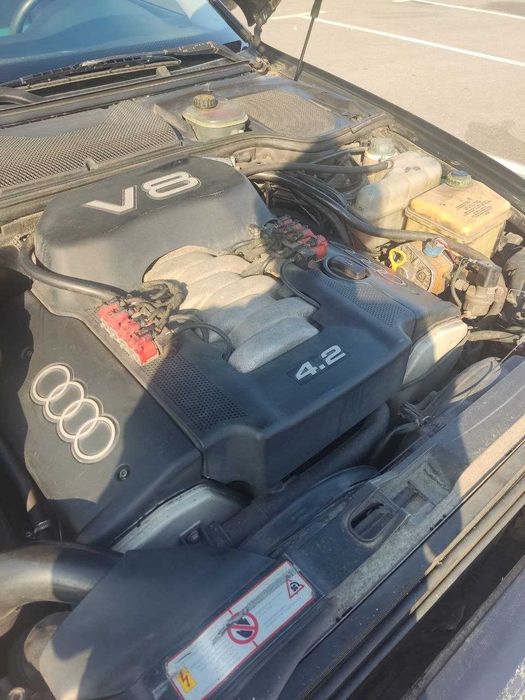 Своя Ауди А4, Audi A8, 4,2; газ/бензин.