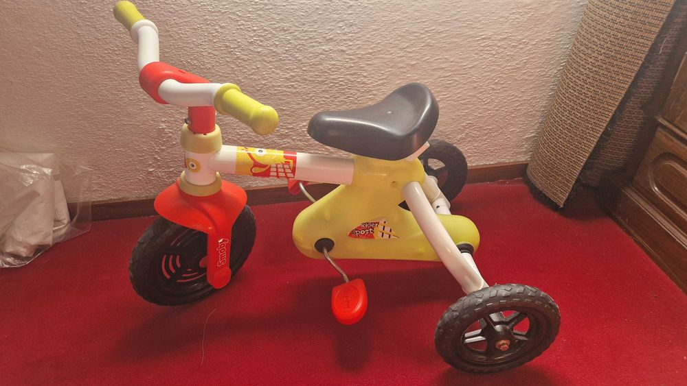 Triciclo para Criança