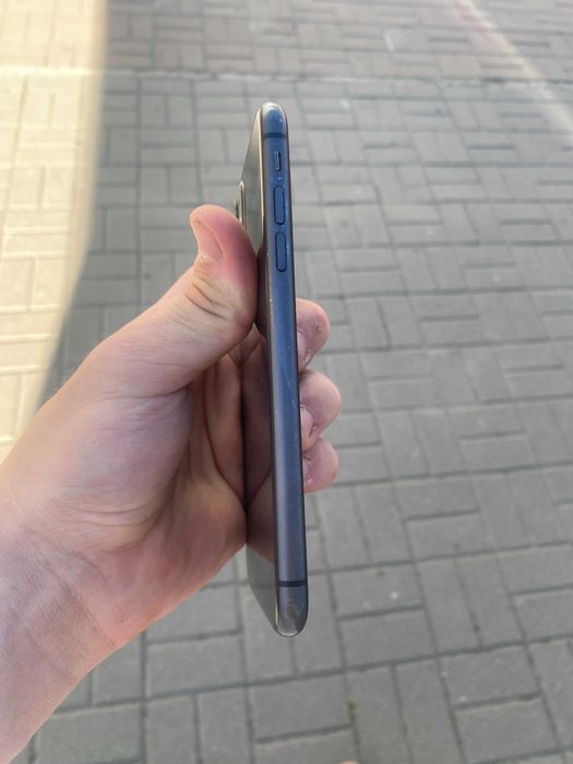 iPhone 11 128GB Neverlock у відмінному стані