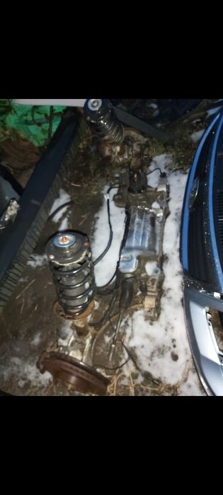 Vw passat b6 b5 zawieszenie przod zwrotnica zacisk amortyzatory wahacz