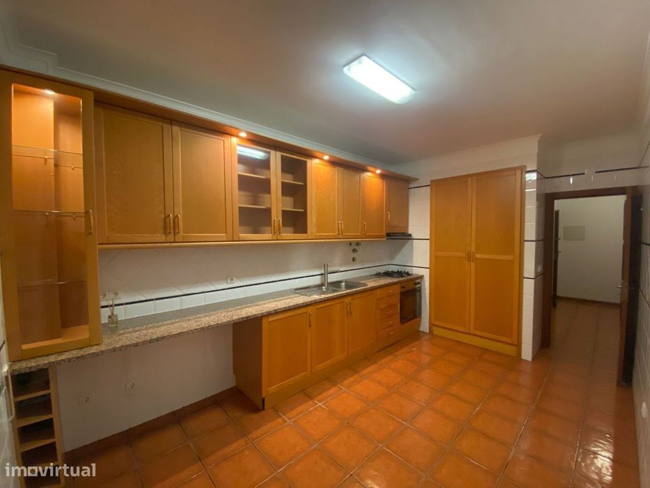 Apartamento T2 para Arrendamento