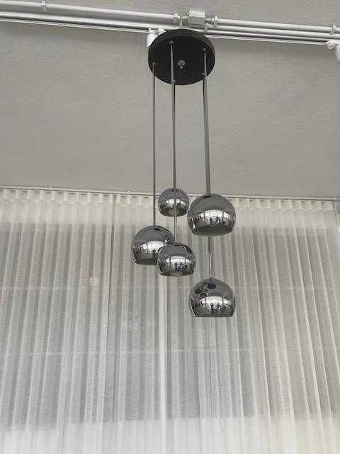 Luminária vintage Sputnik Cascade com cinco cúpulas, década de 1970.