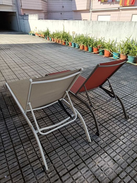 Espreguiçadeira para piscina