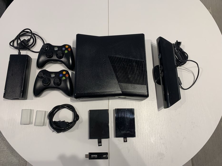 konsola xbox 360 slim z rgh | mega zestaw 3 dysków (1254 gb!) + kinect + 2 pady