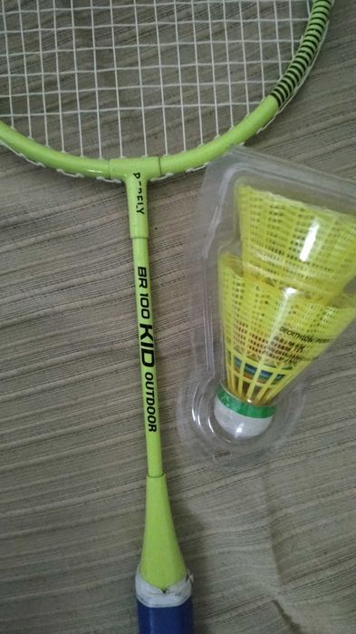 2 Raquetes badminton + 2 penas