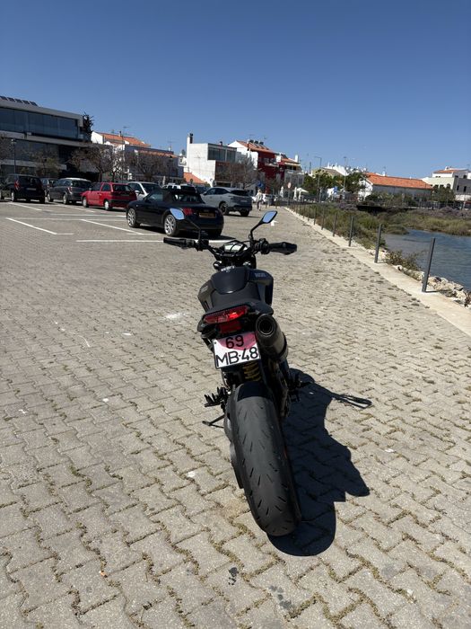 Ducati Hypermotard 796