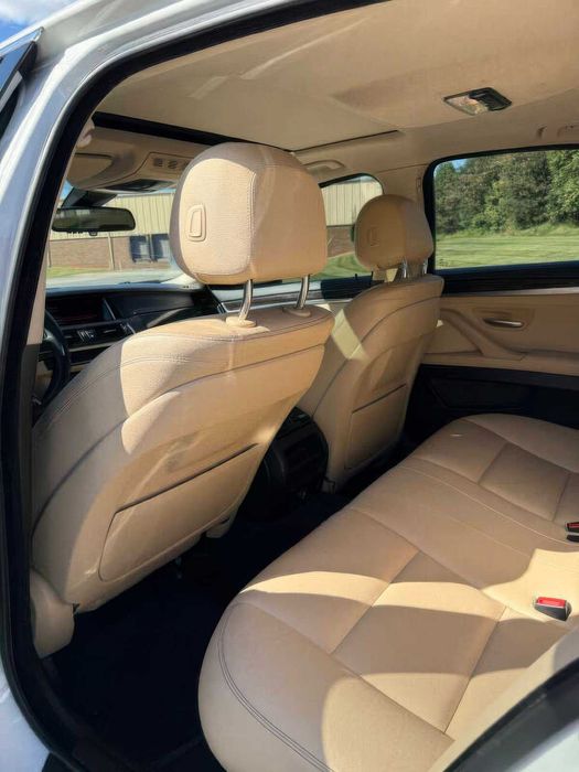 BMW 5 Series 535i      2016